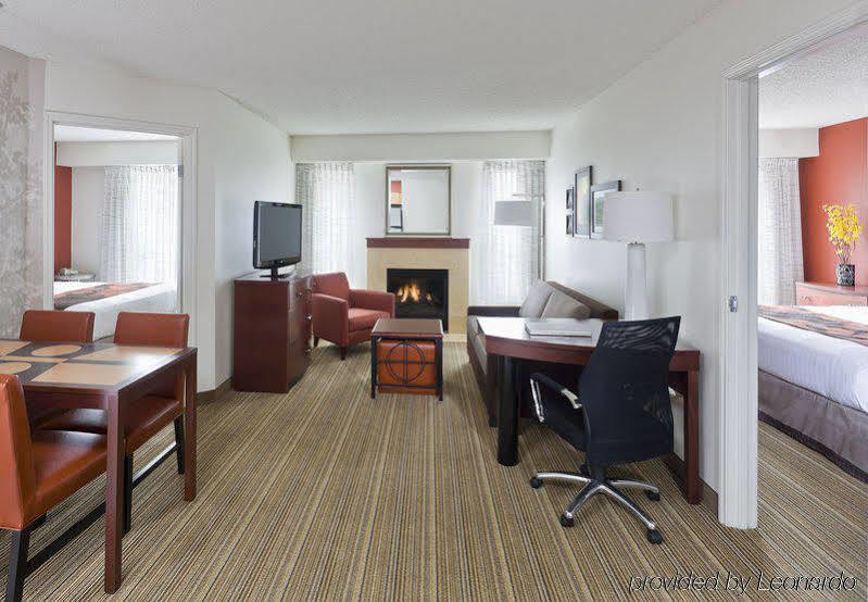 Residence Inn By Marriott Dallas Луїсвілл Екстер'єр фото